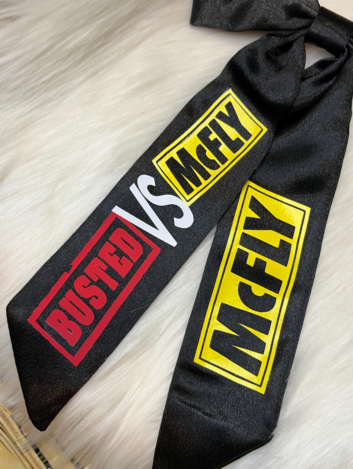 BUSTED VS MCFLY HAIR BOW