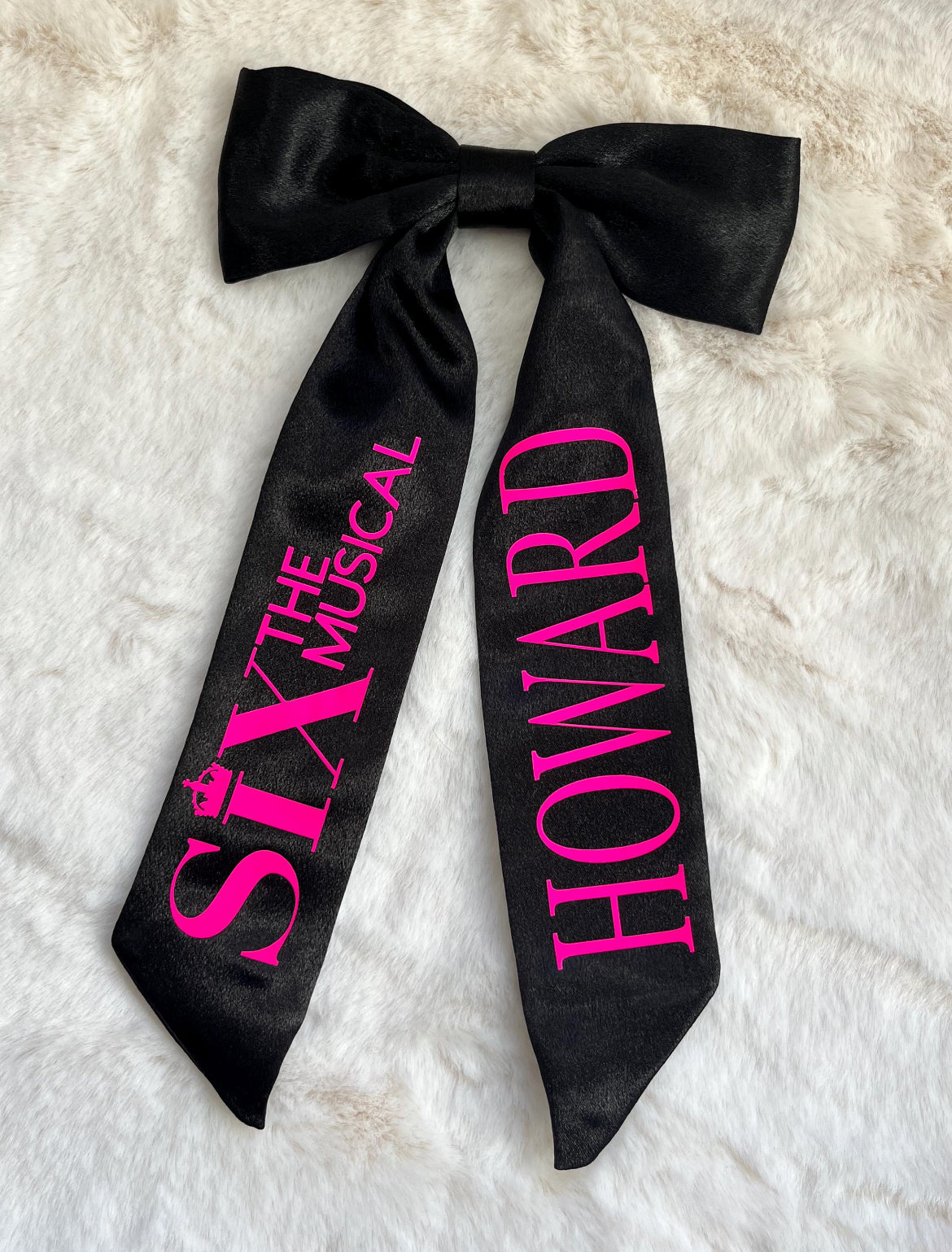 SIX THE MUSICAL HAIR BOW