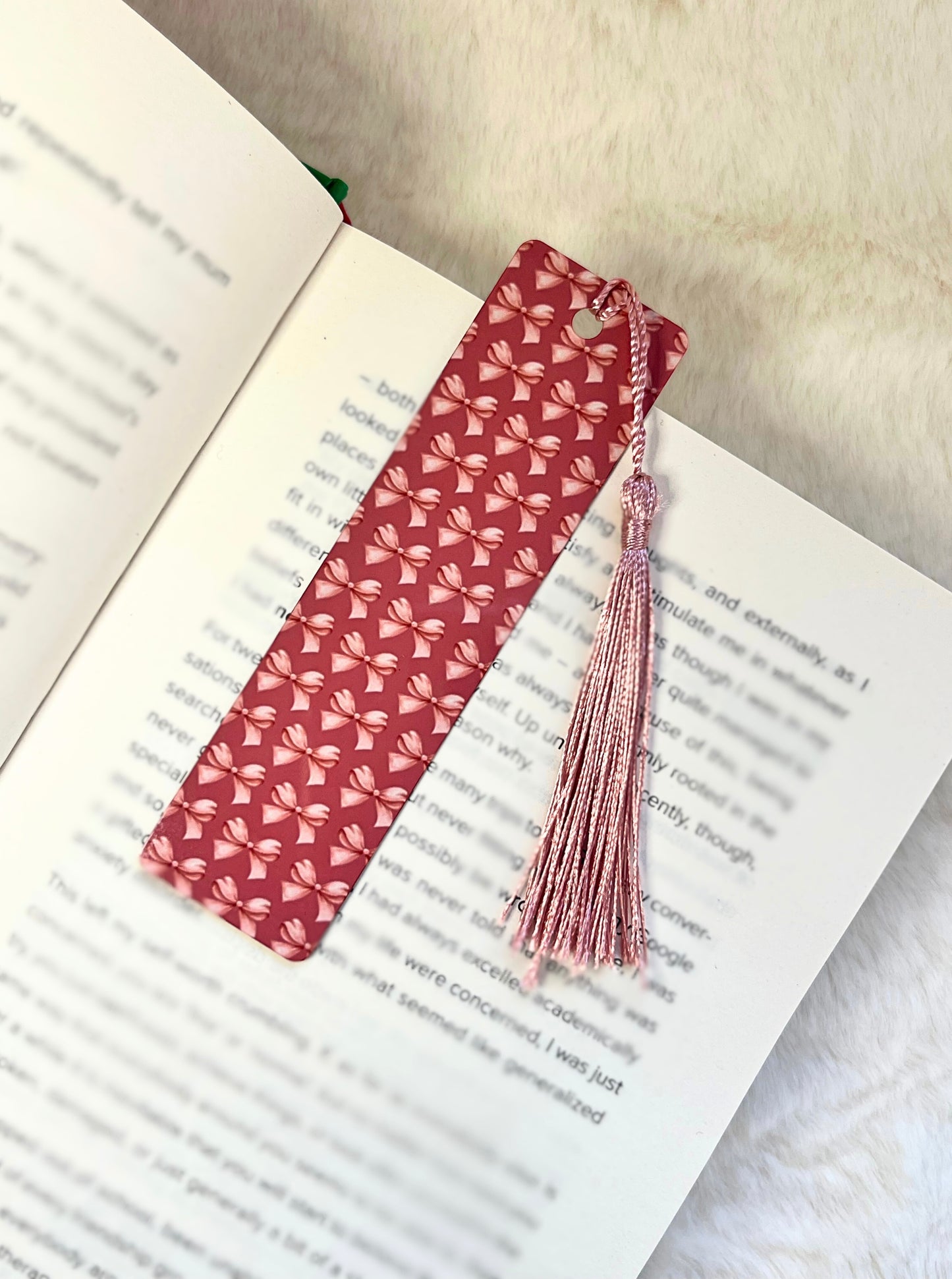 PINK BOW BOOKMARK