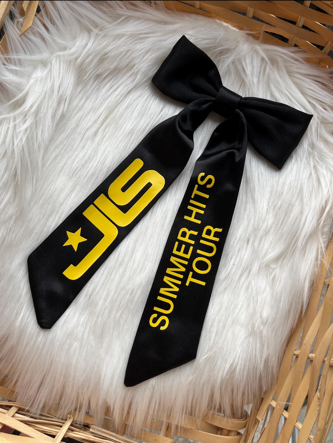JLS HAIR BOW