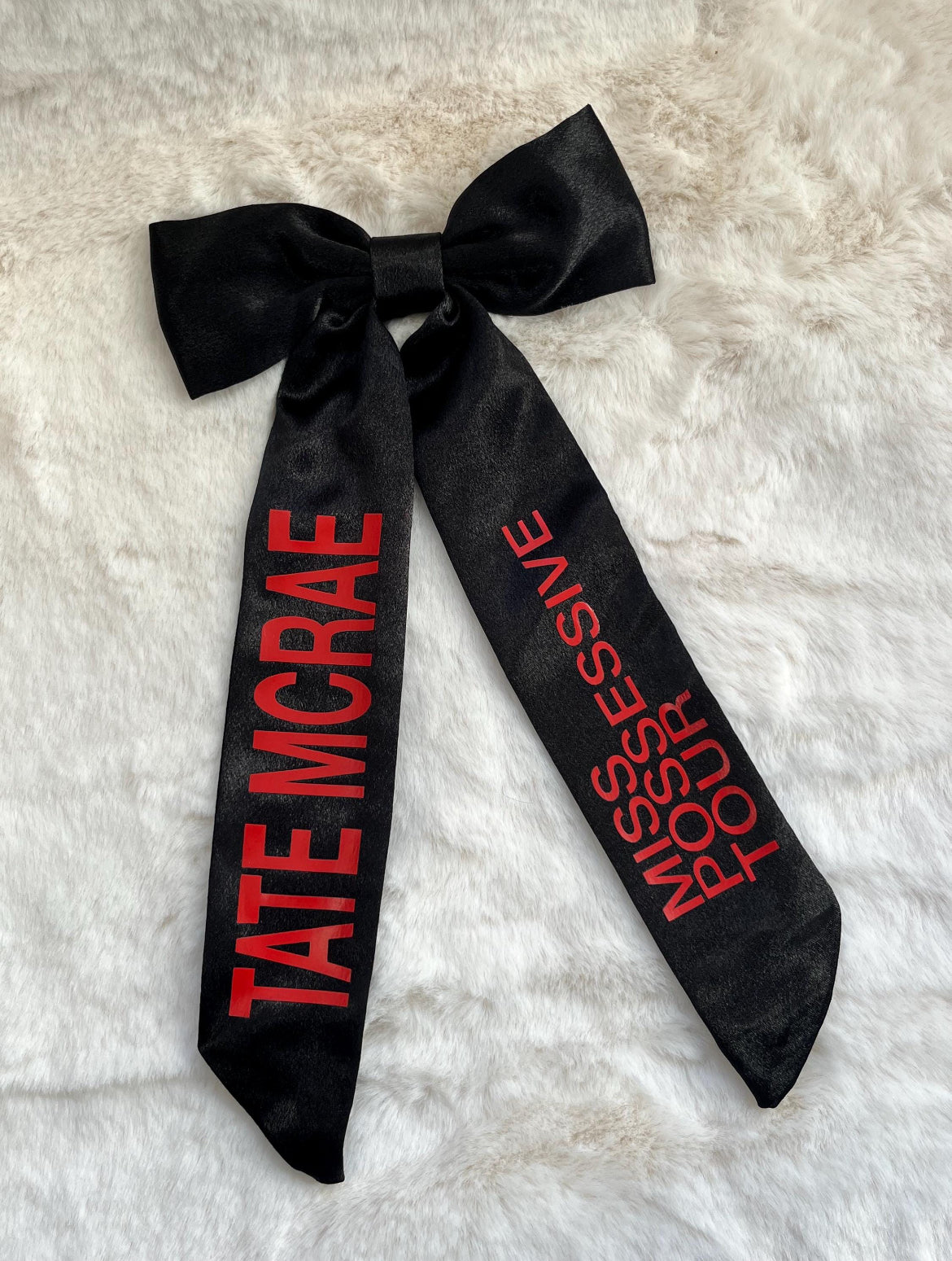 TATE MCRAE HAIR BOW