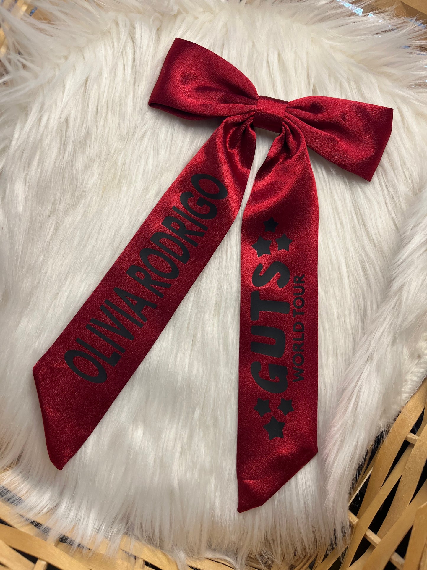 OLIVIA RODRIGO HAIR BOW