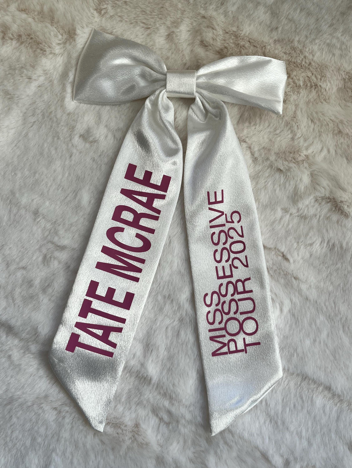TATE MCRAE HAIR BOW